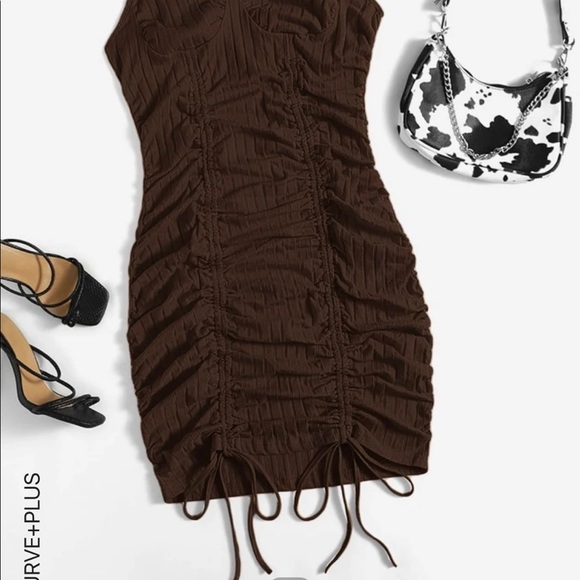 Plus Brown Drawstring Ruched Dress - Picture 3 of 4